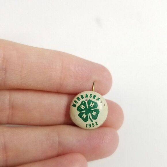 Vintage 1952 Nebraska 4H Club White Green Enamel Lapel Pin Brooch, Estate - Picture 1 of 5